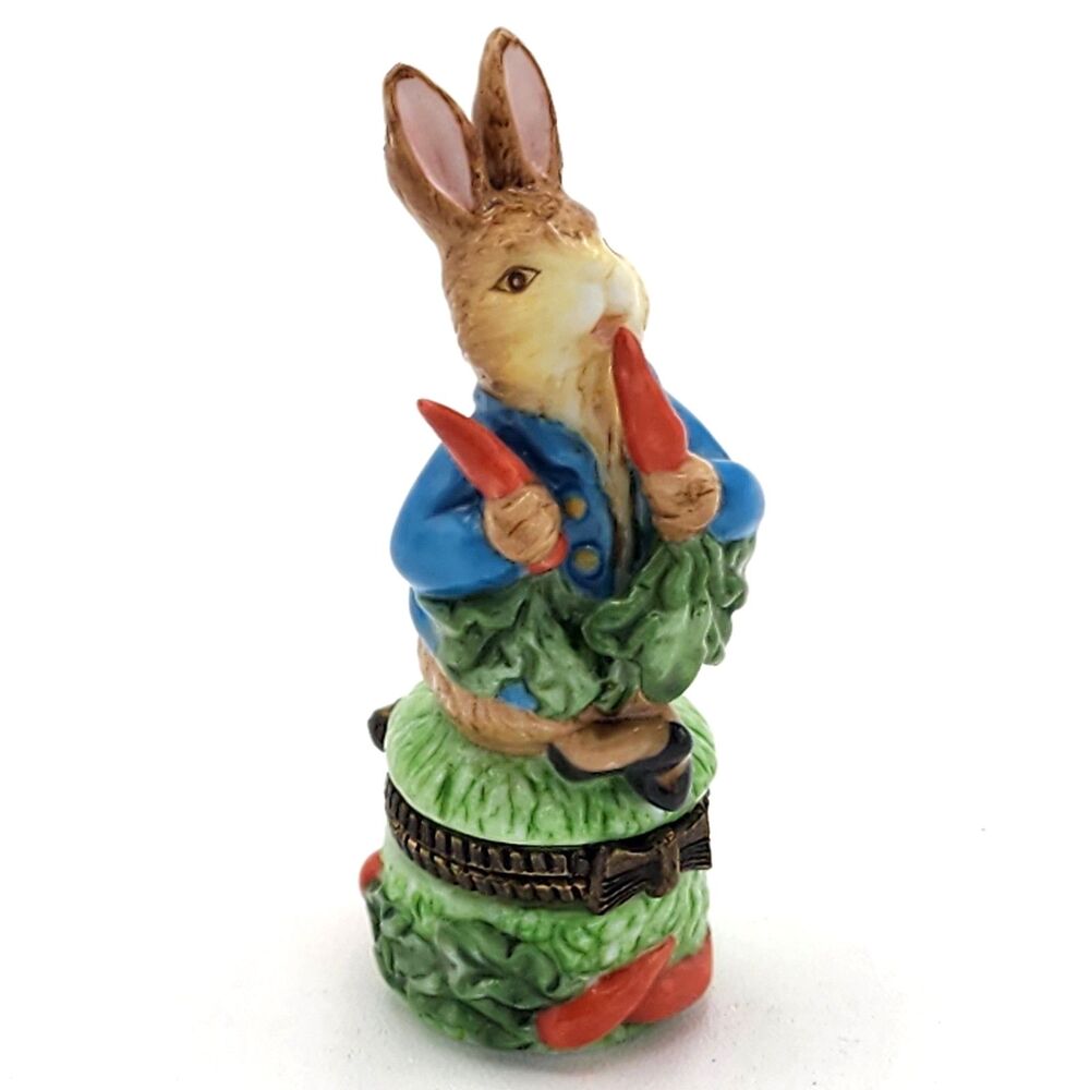 F W & Co Peter Rabbit Carrot Patch Mini Porcelain Trinket Box Hinged Easter HTF